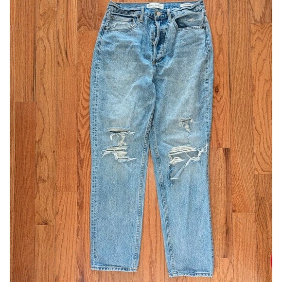 Denim Forum Aritzia Size 28L BoyFriend Highrise Loose Destroyed Jeans s12 - Picture 1 of 5